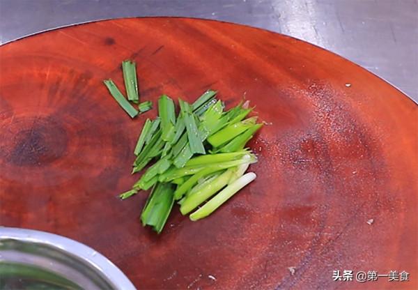 豬肝如此爆炒鮮嫩不老，廚師長分享做法和技巧，滑嫩不腥又入味