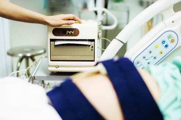 女人生娃就像升級打怪，推進產房才是見boss，看完才知有二週目