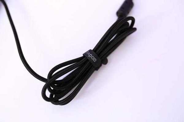 玩遊戲首選cherry黑軸，雷柏V805機械鍵盤評測