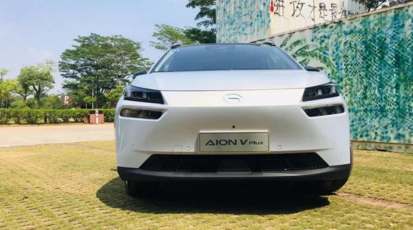 試駕AION V Plus:顏值智慧雙重進化,不止“小改款”那麼簡單 試駕AION V Plus:顏值智慧雙重進化,不止“小改款”那麼簡單