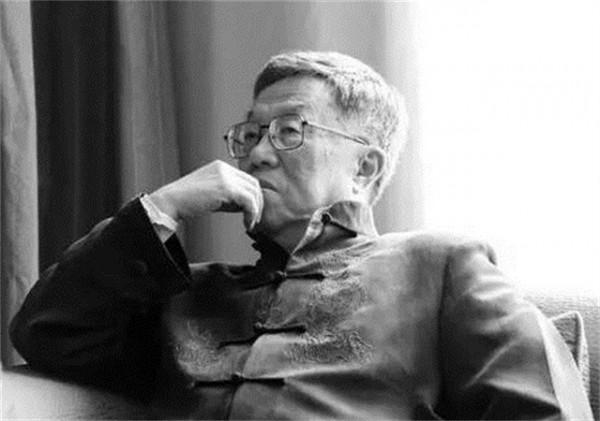 86歲的王蒙:在髮妻追悼會上,像個孩子一樣失聲痛哭 86歲的王蒙:在髮妻追悼會上,像個孩子一樣失聲痛哭