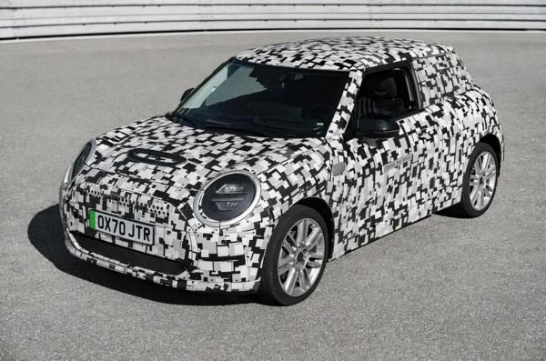 大眾或將取消高爾夫；雷克薩斯全新NX價格曝光；紅旗MPV諜照曝光