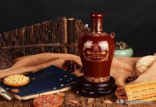 中國4大“怪酒”，因太醜擺貨架底層無人理，口感卻堪比一線酒