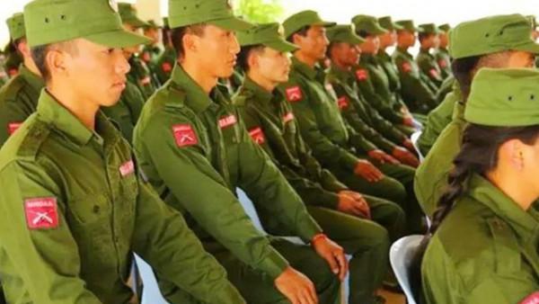 彭家聲晚年近況：家中懸掛“壽”字字幅，年近百歲依舊滿頭黑髮