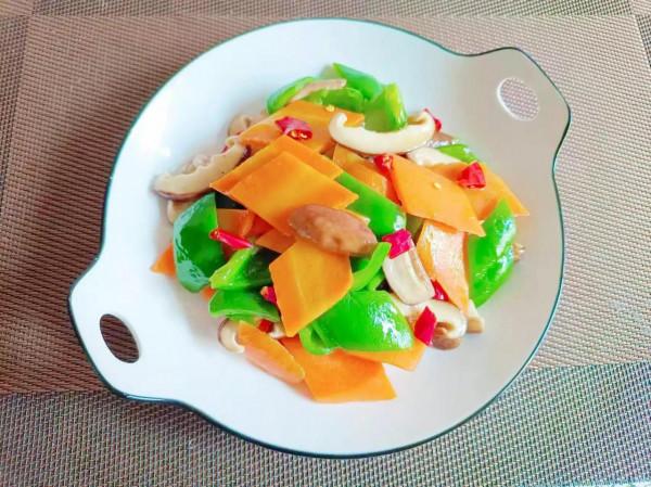 同事來玩,我做了8道菜招待,老闆說:“這讓我怎麼減肥呢?” 同事來玩,我做了8道菜招待,老闆說:“這讓我怎麼減肥呢?”