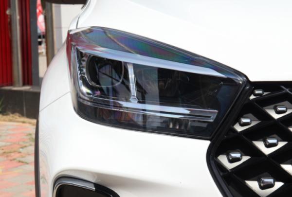 個性化小型SUV對決:新寶駿RS-3和瑞虎5X誰更值得買? 個性化小型SUV對決:新寶駿RS-3和瑞虎5X誰更值得買?