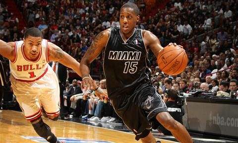 與詹姆斯波什吵架,天賦一般卻好勝心極強,兩次奪冠的刺頭查莫斯 與詹姆斯波什吵架,天賦一般卻好勝心極強,兩次奪冠的刺頭查莫斯