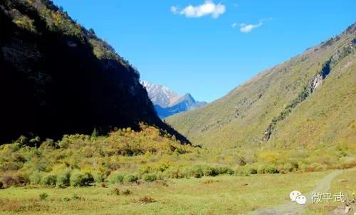 “中國黃石公園”—虎牙大峽谷