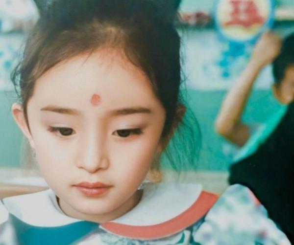 “狐狸美人”楊冪的升級打怪史，小說都不敢這麼寫