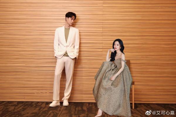 趙麗穎王一博王炸姐弟新圖上新，快來圍觀，評一評那個最好看