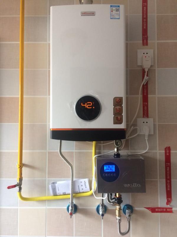 冬天洗澡半天不出熱水,該怎麼辦?老師傅建議裝的回水器好不好? 冬天洗澡半天不出熱水,該怎麼辦?老師傅建議裝的回水器好不好?