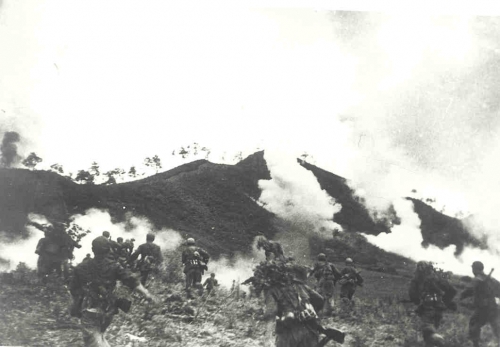 板門店美軍不服,極度謹慎的張祖諒用一極冒險的計劃,令對方老實 板門店美軍不服,極度謹慎的張祖諒用一極冒險的計劃,令對方老實