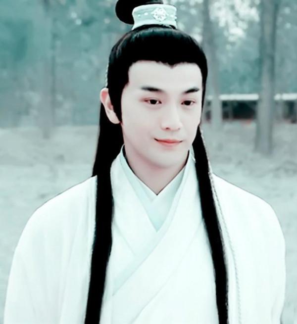 別再吹捧“建模臉”了！這4位男演員告訴你，什麼是小說男主的臉