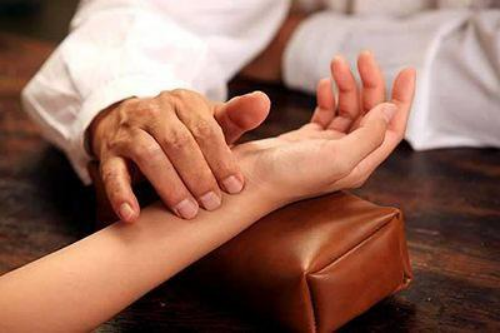 生物類、語言類、車輛工程等，十大尷尬專業，就業情況分析