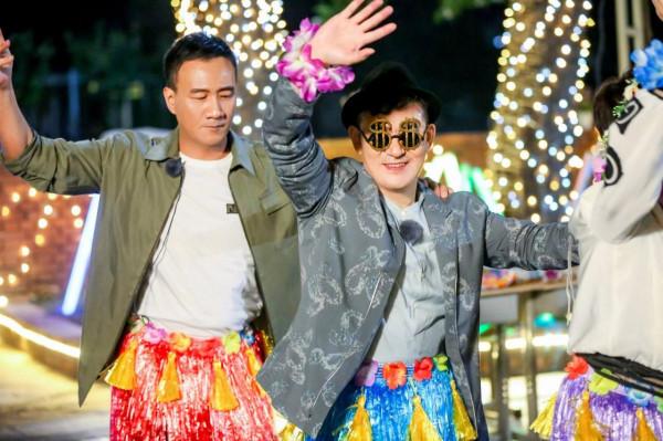 李洪濤:娶老師女兒為妻,結婚30年無緋聞,事業家庭兩不誤 李洪濤:娶老師女兒為妻,結婚30年無緋聞,事業家庭兩不誤