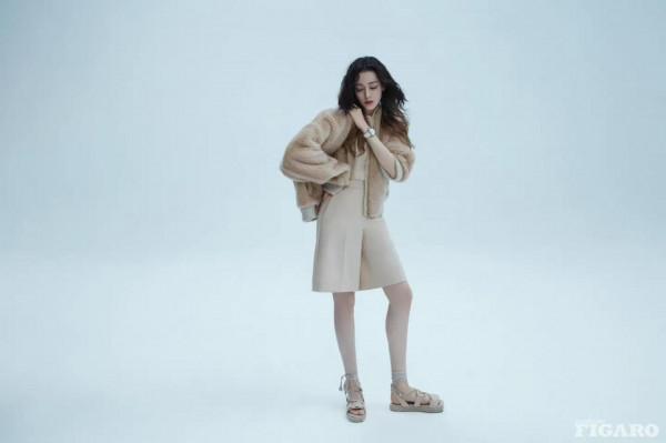 迪麗熱巴費加羅十二月刊封面大片！颯爽帥氣，時尚表現力絕絕子