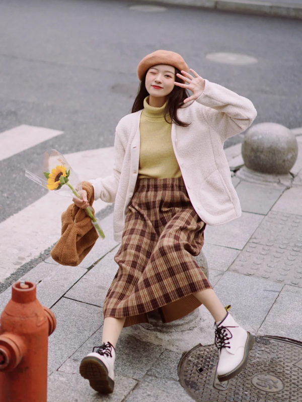 厚外套+裙子、毛衣+闊腿褲，秋冬這樣穿巨好看！洋氣爆了