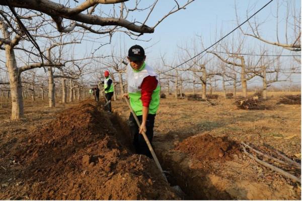 別看月球看起來很&OpenCurlyDoubleQuote;水&rdquo;，它可能比撒哈拉沙漠還幹