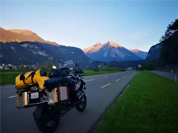 為什麼說:所有摩托愛好者,最後都會來上一場摩旅? 為什麼說:所有摩托愛好者,最後都會來上一場摩旅?