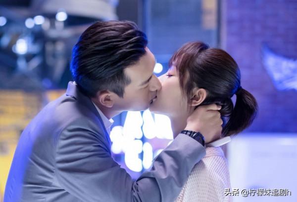 《皮囊之下》官宣!主演陣容很給力,得知編劇人選就知爆款沒跑了 《皮囊之下》官宣!主演陣容很給力,得知編劇人選就知爆款沒跑了