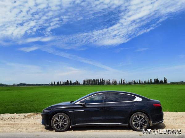 漢EV自駕新疆,純電動車自駕新疆已經不是問題,市區都有充電樁 漢EV自駕新疆,純電動車自駕新疆已經不是問題,市區都有充電樁