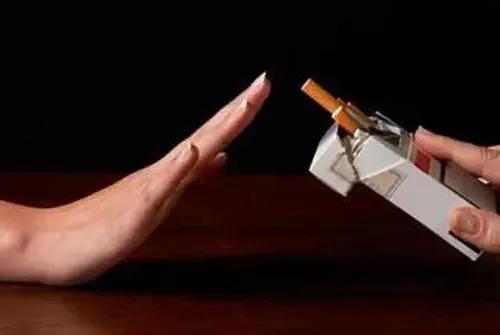 喜歡抽菸的人看過來，怎樣才能讓身體恢復如初，戒菸才是王道