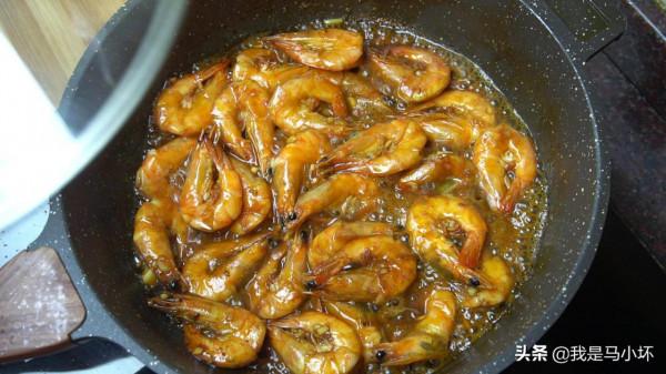 我家最愛的一個大蝦吃法,簡單又營養,出鍋香味四溢,吃著特解饞 我家最愛的一個大蝦吃法,簡單又營養,出鍋香味四溢,吃著特解饞