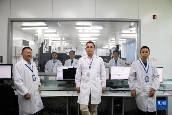 新華全媒+｜嫦娥五號月球樣品最新研究成果釋出 重新整理月球演化傳統認知