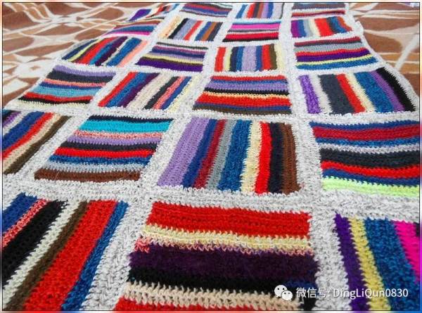 「針織作品」用零線編織的毯子、籃子等家居小物
