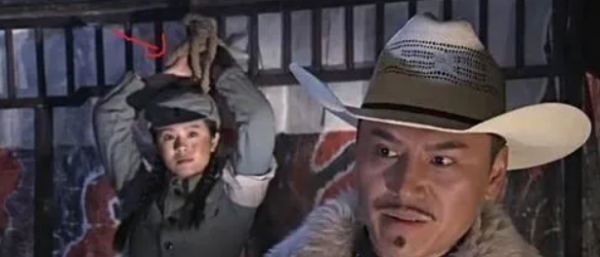 張飛穿皮鞋，楊穎“花容失色”，觀眾：我們連敷衍都不配了嗎？