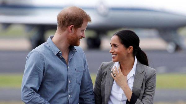 美國議員敦促女王剝奪梅根頭銜,因為梅根觸碰了不該觸碰的紅線 美國議員敦促女王剝奪梅根頭銜,因為梅根觸碰了不該觸碰的紅線