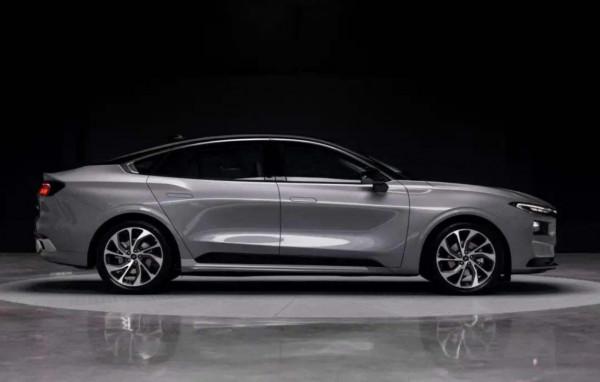 凌渡L打頭陣，一波燃油轎車要在2022年刷存在感