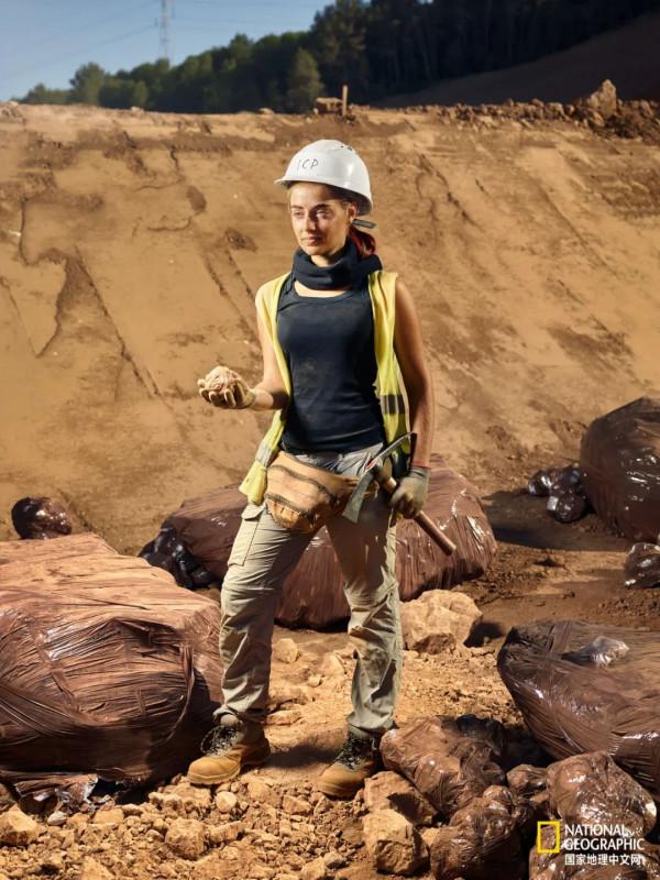 這一大片垃圾堆，竟藏滿了遠古寶藏