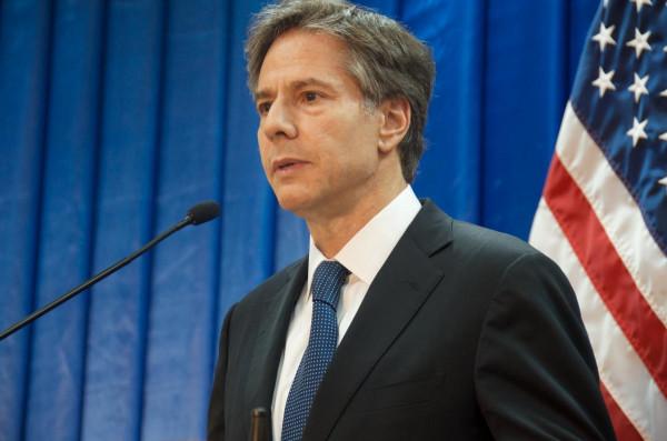 11月23日，西方發生3件事！美製裁俄；紐西蘭終妥協；英首相出糗