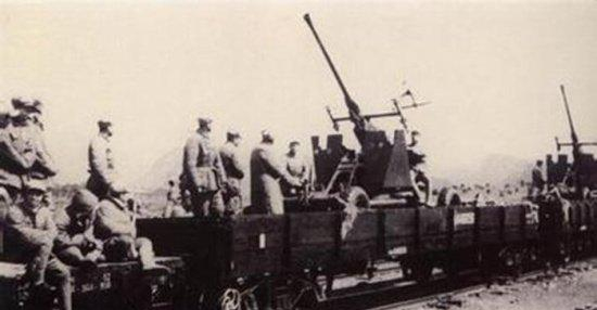 第一次試射導彈,發射後拐90度大彎墜毀,青年學生:蘇聯人的問題 第一次試射導彈,發射後拐90度大彎墜毀,青年學生:蘇聯人的問題