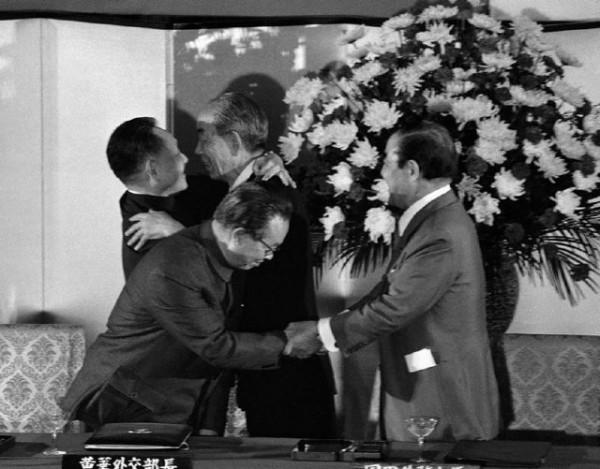 鄧公從日本求得“藥方”，搭配&quot;中國藥材&quot;，讓中國走向了世界之巔