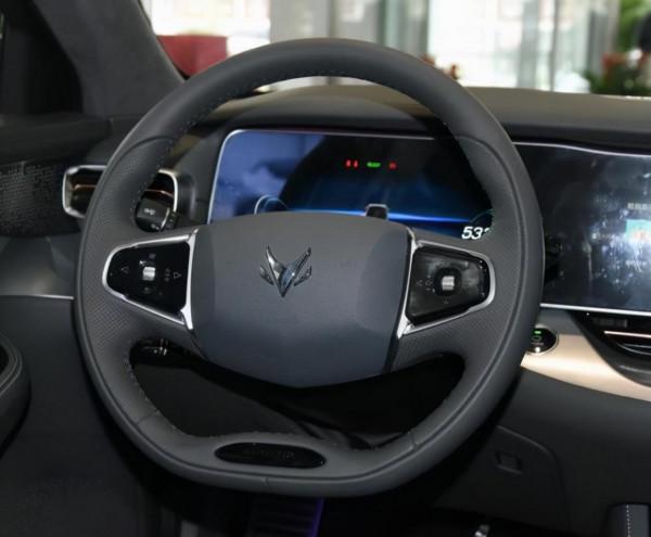 5折入手捷豹電動車,再開極狐 阿爾法S,終於明白傳統和新興的差距 5折入手捷豹電動車,再開極狐 阿爾法S,終於明白傳統和新興的差距