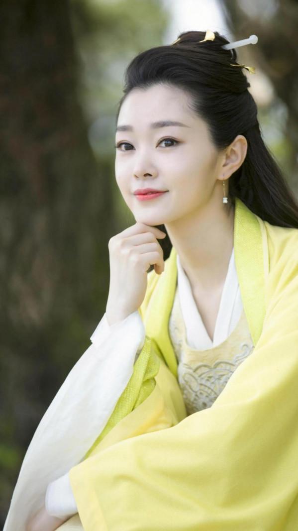 宋軼，擁有似水柔情的少女氣息