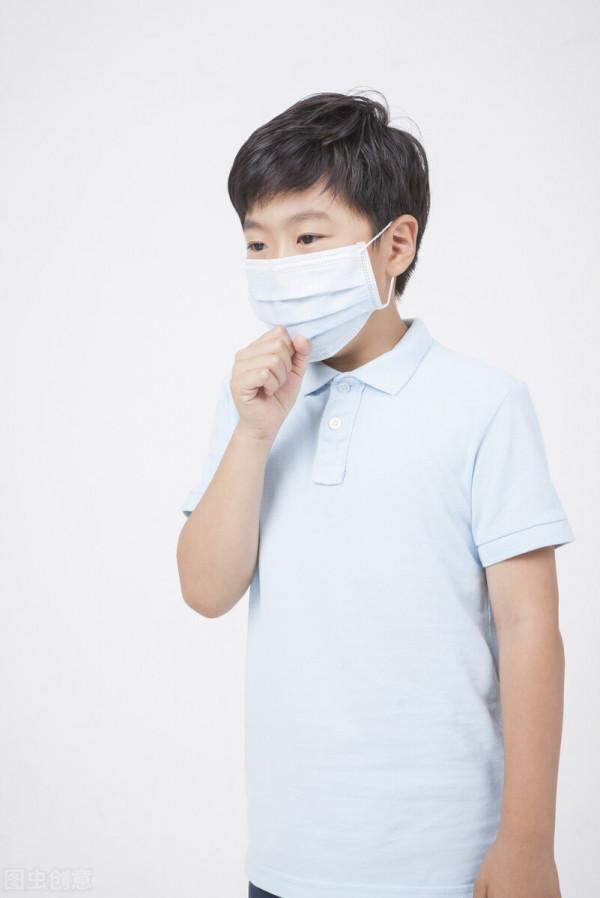 鼻子問題帶出肺病,17歲小夥咳嗽8年,氣管鏡吸出“一斤痰” 鼻子問題帶出肺病,17歲小夥咳嗽8年,氣管鏡吸出“一斤痰”