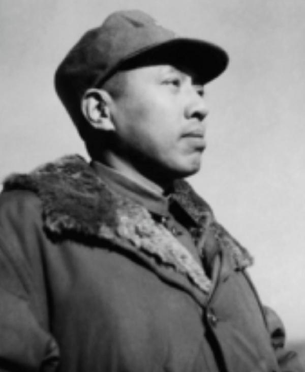 陳伯鈞誤殺毛主席“愛將”，險被槍決，毛主席表示：重打100大板