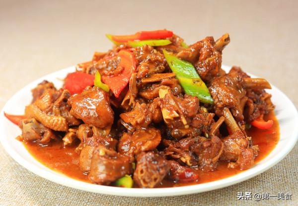 廚師長教你在家燉大鵝，一罐啤酒，一碗香料，鮮嫩脫骨，香辣入味