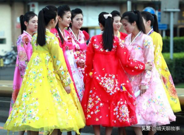 朝鮮女生來國外,日常做什麼工作呀?有點心酸呢 朝鮮女生來國外,日常做什麼工作呀?有點心酸呢