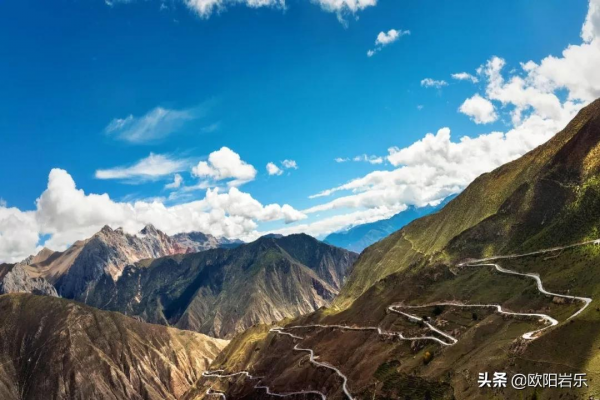 最高海撥5130米，七十二道拐等你挑戰，這條險峻的線路，虐嗎？