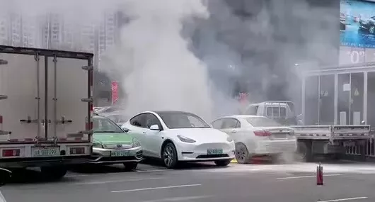 新能源汽車碰撞後更容易起火嗎？底盤是否需要格外注意？