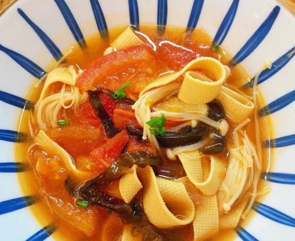 12道低脂低卡健康美食做法送給您!幾分鐘做出營養美味的減脂餐 12道低脂低卡健康美食做法送給您!幾分鐘做出營養美味的減脂餐