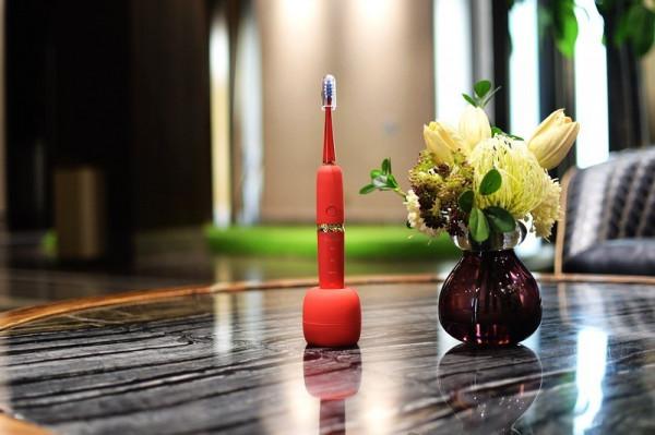 顏值超高 由內至外的清潔 TCL XESS D3光波智慧牙刷 顏值超高 由內至外的清潔 TCL XESS D3光波智慧牙刷