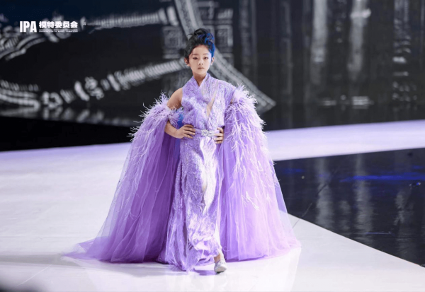 《風起洛陽》熱播，網友卻意外發現一枚“小宋軼”？