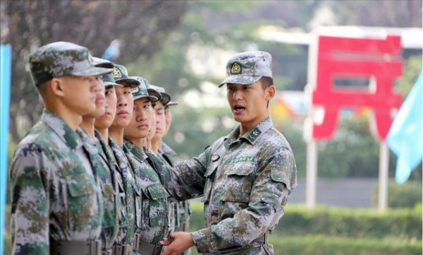 如今當兵選擇2年、5年、8年、12年甚至更長時間哪個好?建議瞭解 如今當兵選擇2年、5年、8年、12年甚至更長時間哪個好?建議瞭解