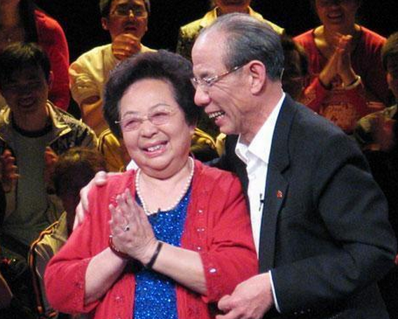 一個被導演跪求演戲的男人，一生不拍廣告，老戲骨魏宗萬值得敬佩