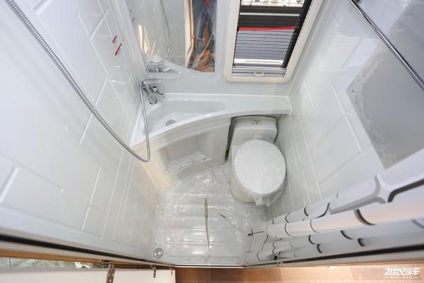 同價位之爭!4款上汽躍進H300平頭輕卡房車選誰不選誰? 同價位之爭!4款上汽躍進H300平頭輕卡房車選誰不選誰?